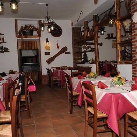 Hotel Al Fontanone à Cecchina Extérieur photo